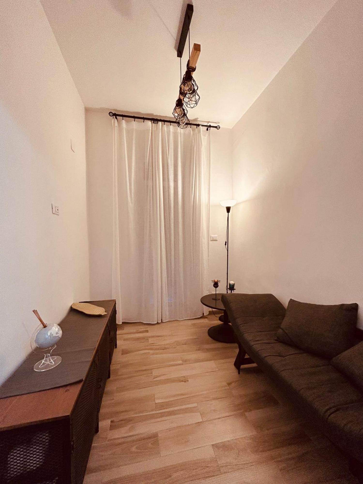 Appio Latino Casa By Bobo Apartment Рим Екстериор снимка
