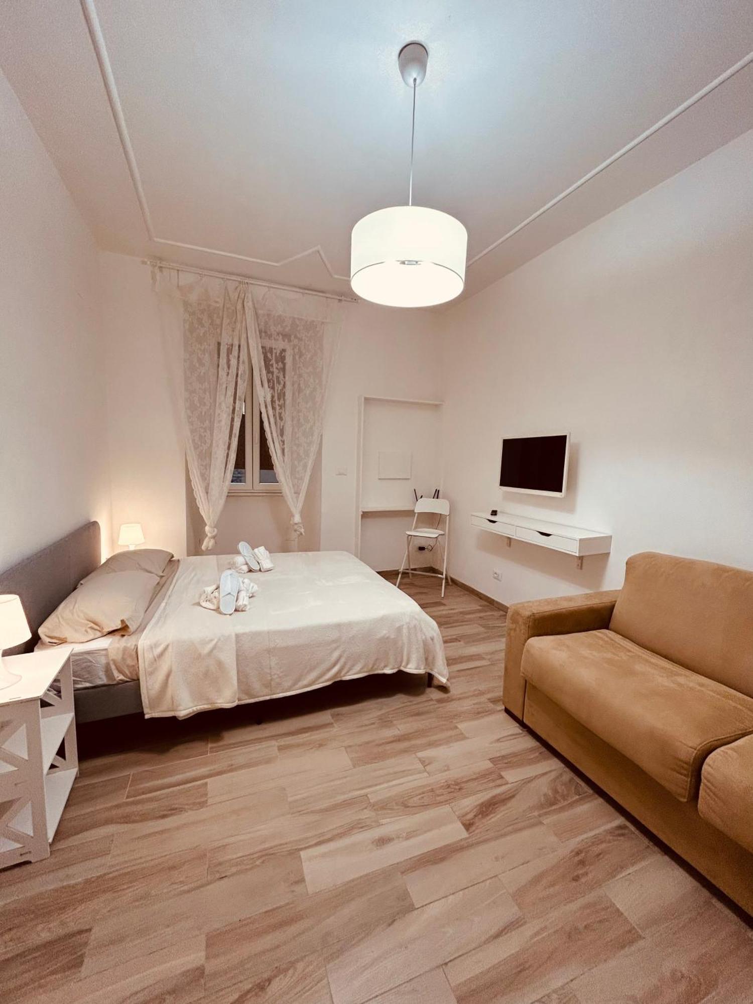 Appio Latino Casa By Bobo Apartment Рим Екстериор снимка